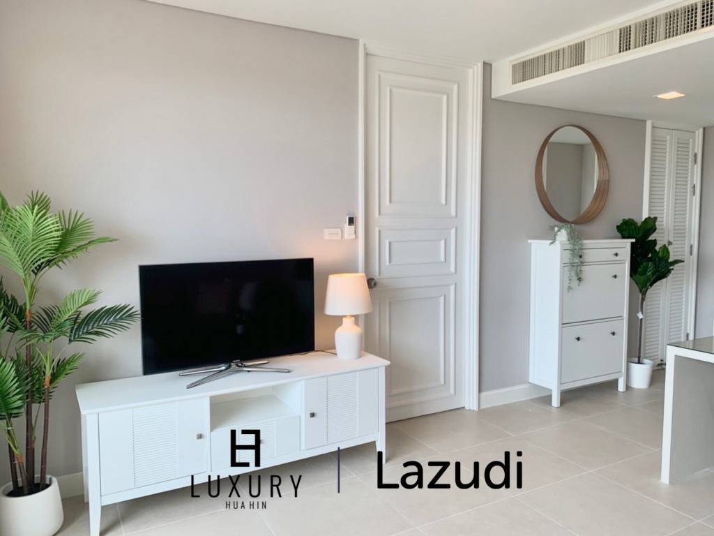 Marrakesh : 1 Bedroom Sea View Condo On High Floor