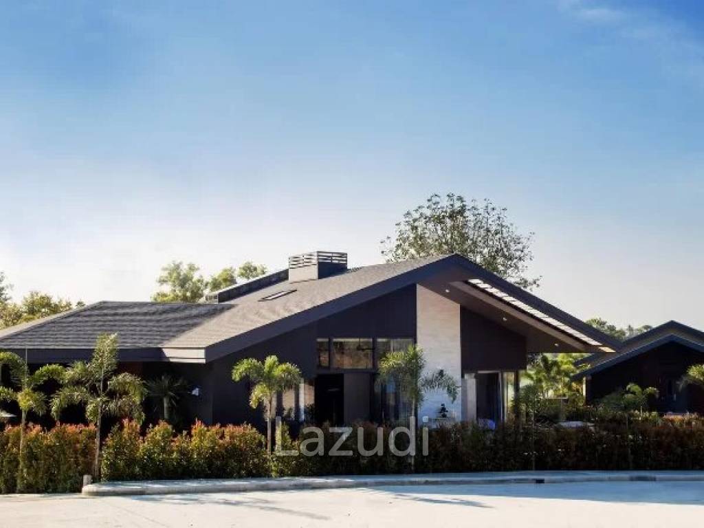 2 Bed 3 Bath 285 SQ.M Sanctuary Lakes Hua Hin