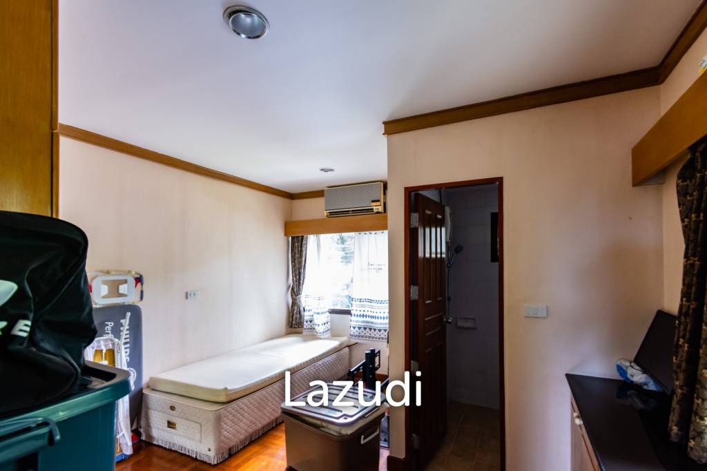 PALM HILLS CONDO : 3 Bed Nice views condo in the Golf Course