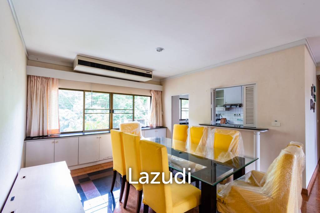 PALM HILLS CONDO : 3 Bed Nice views condo in the Golf Course