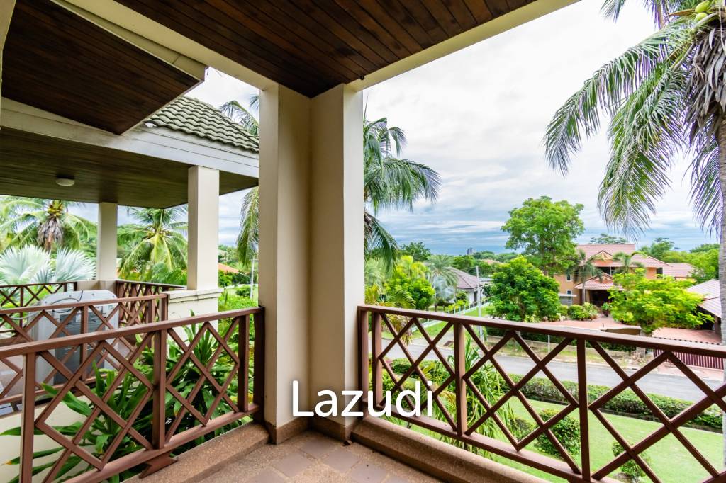 PALM HILLS CONDO : 3 Bed Nice views condo in the Golf Course