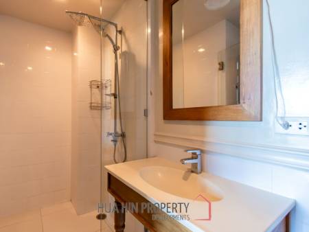 AUTUMN CONDO : 2 bed great sea view