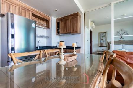 AUTUMN CONDO : 2 bed great sea view