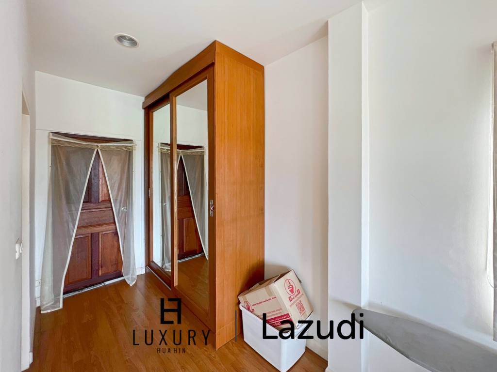 328 metro cuadrado 4 ` 3 Baño Villa de Venta & Alquiler