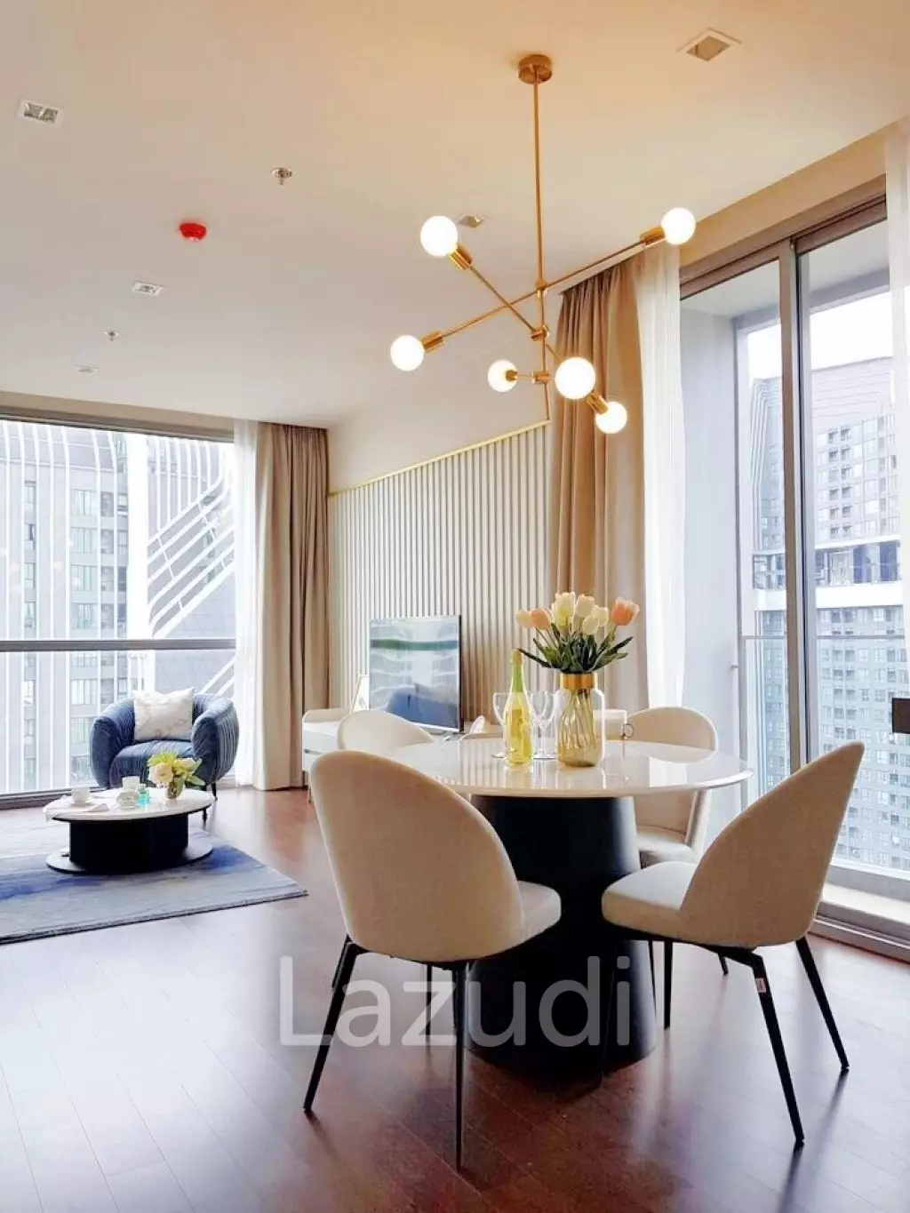 2 Bed 2 Bath 80 SQ.M The Line Ratchathewi