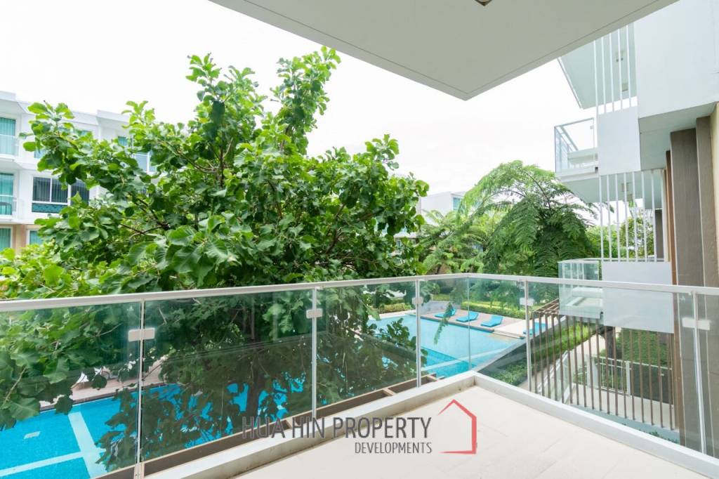 WAN VAYLA CONDO : 1 bed with pool view