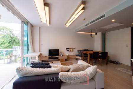 WAN VAYLA CONDO : 1 bed with pool view