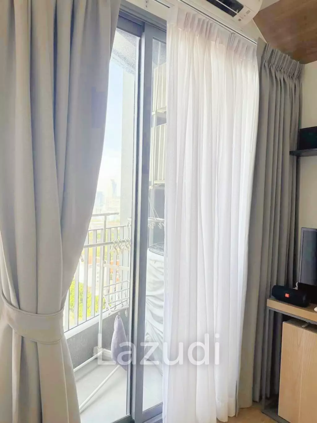 1 Bed 1 Bath 33 SQ.M TRIPLE Y RESIDENCE