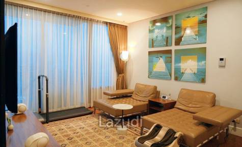 3 Bed 3 Bath 151 SQ.M Aguston Sukhumvit 22