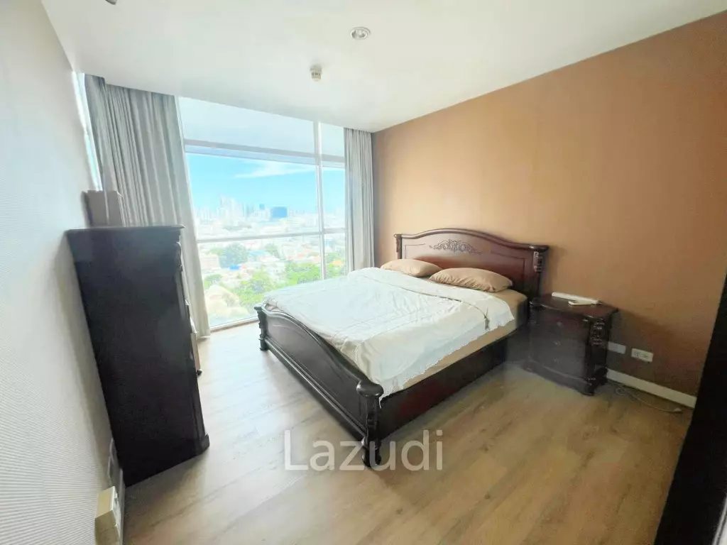 1 Bed 1 Bath 70 SQ.M Urbana Sathorn