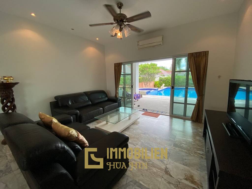 Spacious 3 Bed 4 Bath Pool Villa on Double Plot in Smart House 2