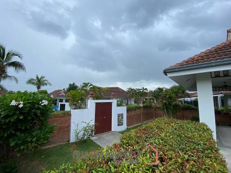 Spacious 3 Bed 4 Bath Pool Villa on Double Plot in Smart House 2