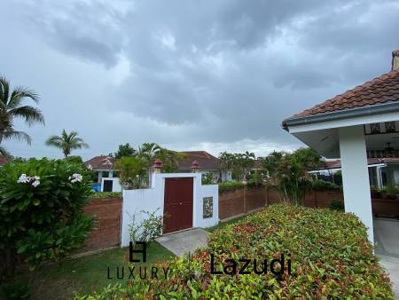 Spacious 3 Bed 4 Bath Pool Villa on Double Plot in Smart House 2