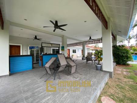 Spacious 3 Bed 4 Bath Pool Villa on Double Plot in Smart House 2