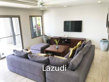 5 Bed  4.5 Bath Horizon Villa