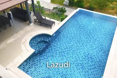 5 Bed  4.5 Bath Horizon Villa