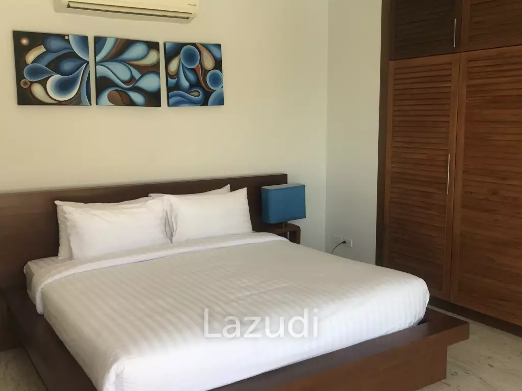 5 Bed  4.5 Bath Horizon Villa