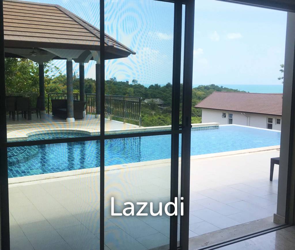 5 Bed  4.5 Bath Horizon Villa