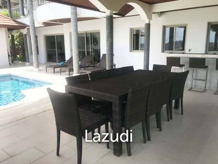 5 Bed  4.5 Bath Horizon Villa
