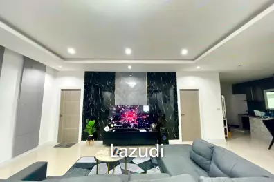 3 Beds 3 Baths 250 SQ.M. Pool Villa in Pattaya