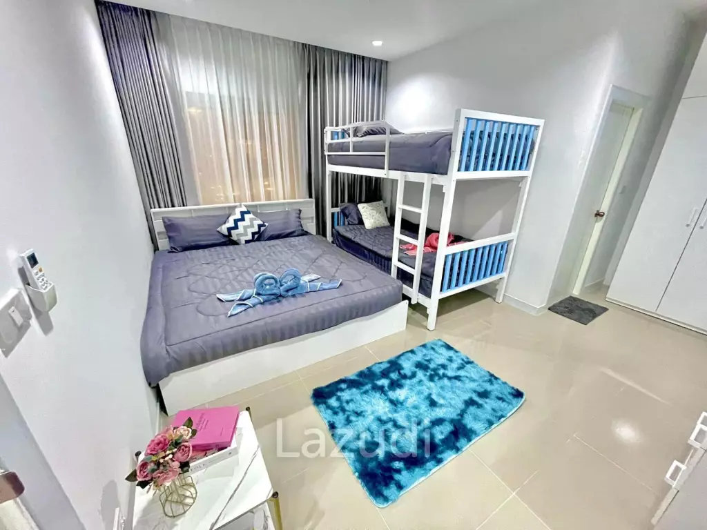 3 Beds 3 Baths 250 SQ.M. Pool Villa in Pattaya