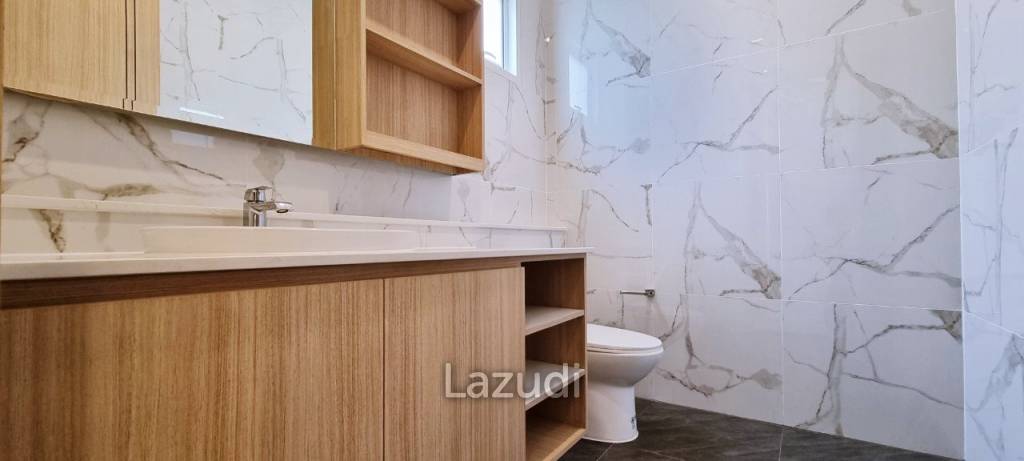 3 Bedrooms 4 Bathrooms 230 SQ.M. Narita Villa