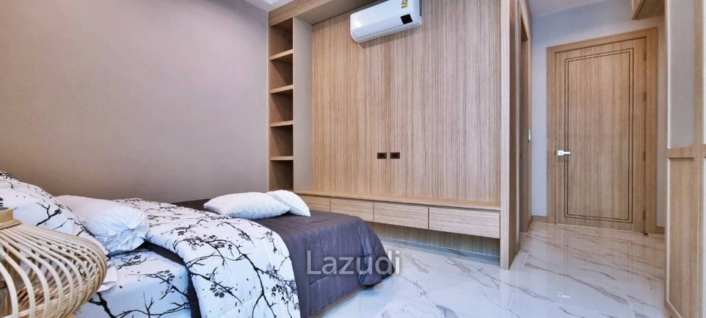 3 Bedrooms 4 Bathrooms 230 SQ.M. Narita Villa