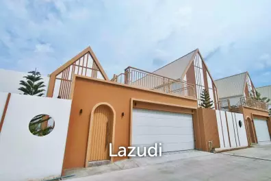 3 Bedrooms 4 Bathrooms 230 SQ.M. Narita Villa
