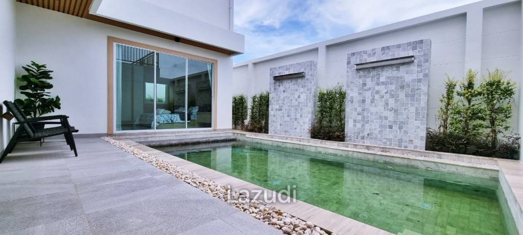 3 Bedrooms 4 Bathrooms 230 SQ.M. Narita Villa