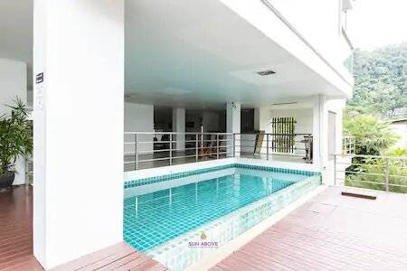 2 Bedroom Condo for sale at The Baycliff Patong