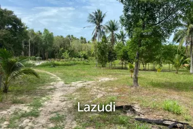 Tranquil 3,200 SQ.M Paradise in Central Koh Phangan
