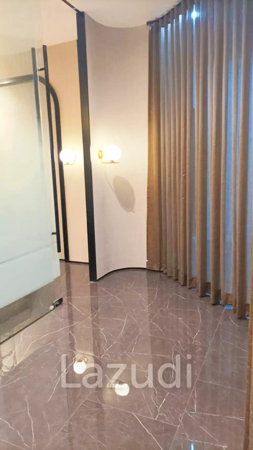 Luxury Workspace Takeover on Asoke Road: Prestige, Convenience, and No Takeover Fee