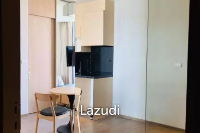 Studio 1 Bath 33 SQ.M Park Origin Phromphong
