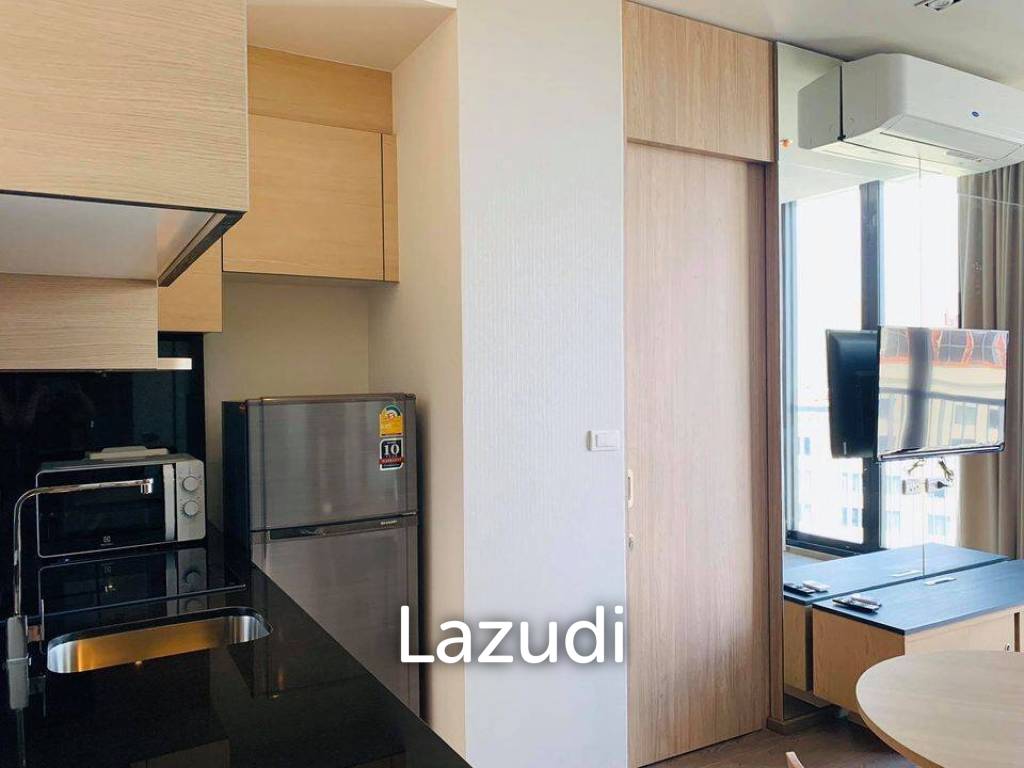 Studio 1 Bath 33 SQ.M Park Origin Phromphong