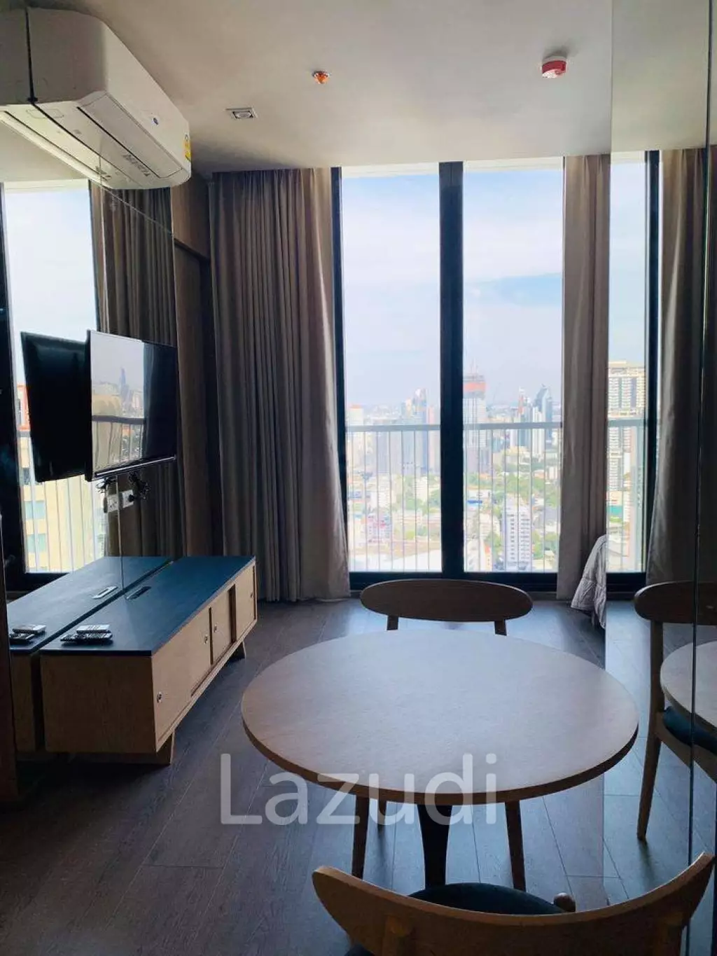 Studio 1 Bath 33 SQ.M Park Origin Phromphong