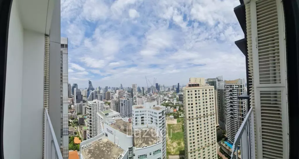 Studio 1 Bath 33 SQ.M Park Origin Phromphong