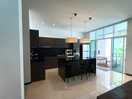 4 BR TOWNHOUSE WITH PRIVATE POOL IN BANGTAO