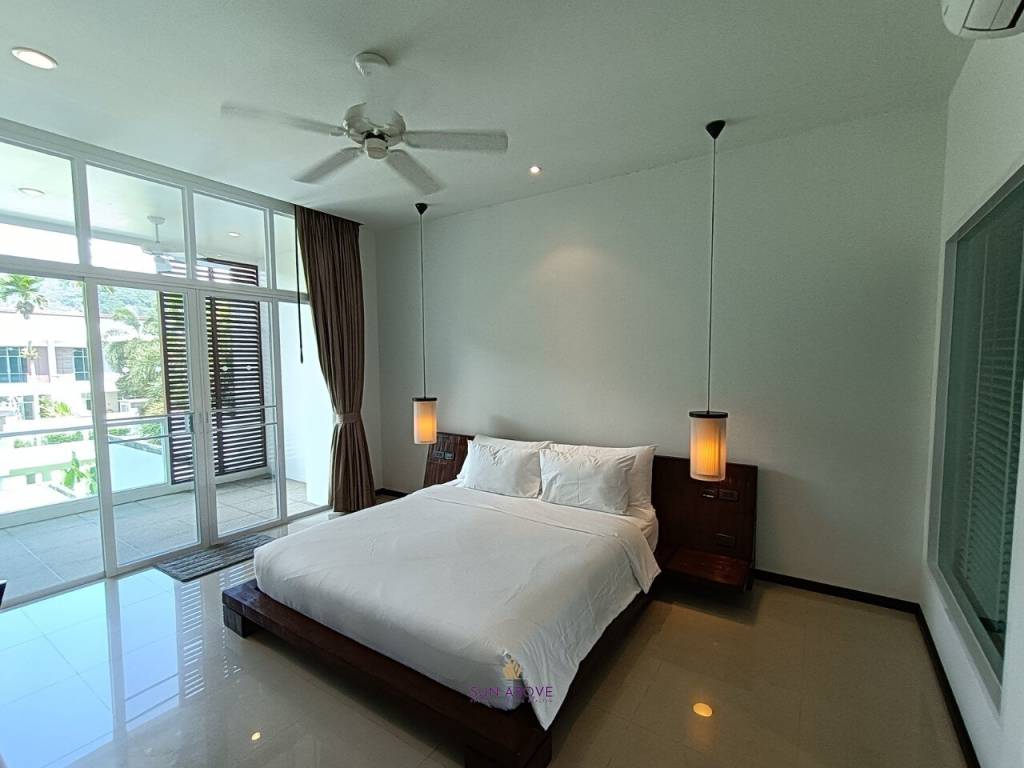 4 BR TOWNHOUSE WITH PRIVATE POOL IN BANGTAO