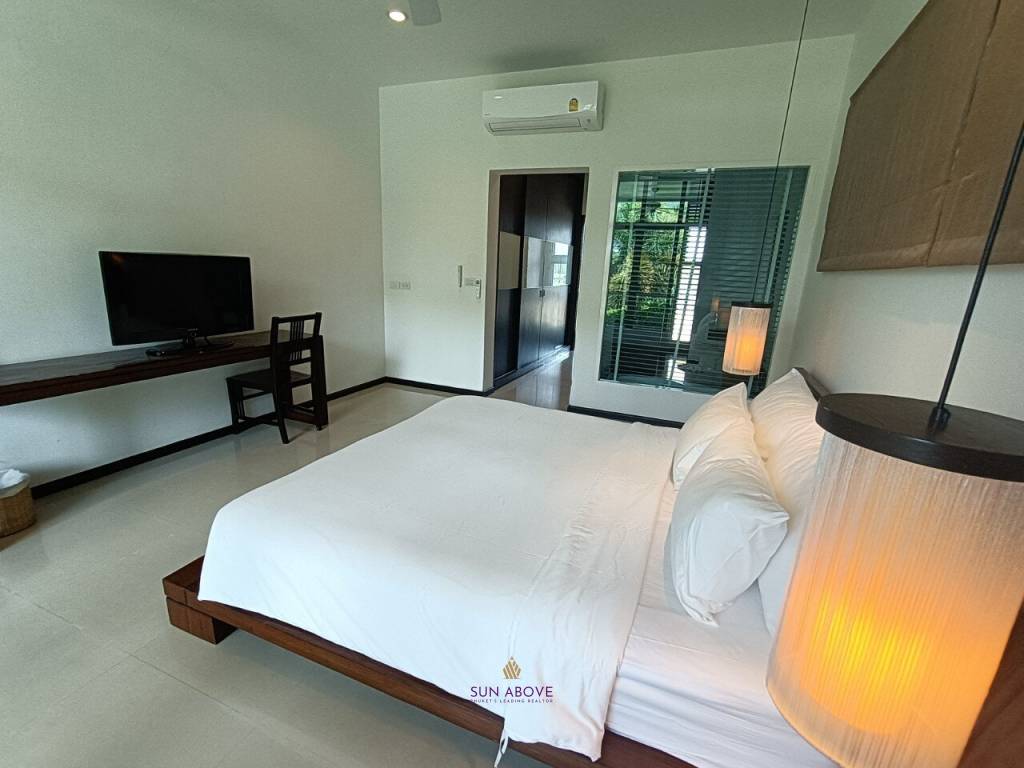 4 BR TOWNHOUSE WITH PRIVATE POOL IN BANGTAO