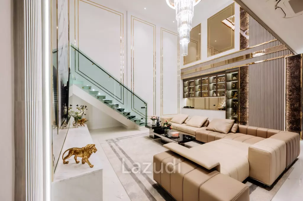 6 Bed 11 Bath 1,093 SQ.M Villa in Jomtien