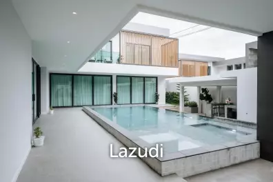 6 Bed 11 Bath 1,093 SQ.M Villa in Jomtien