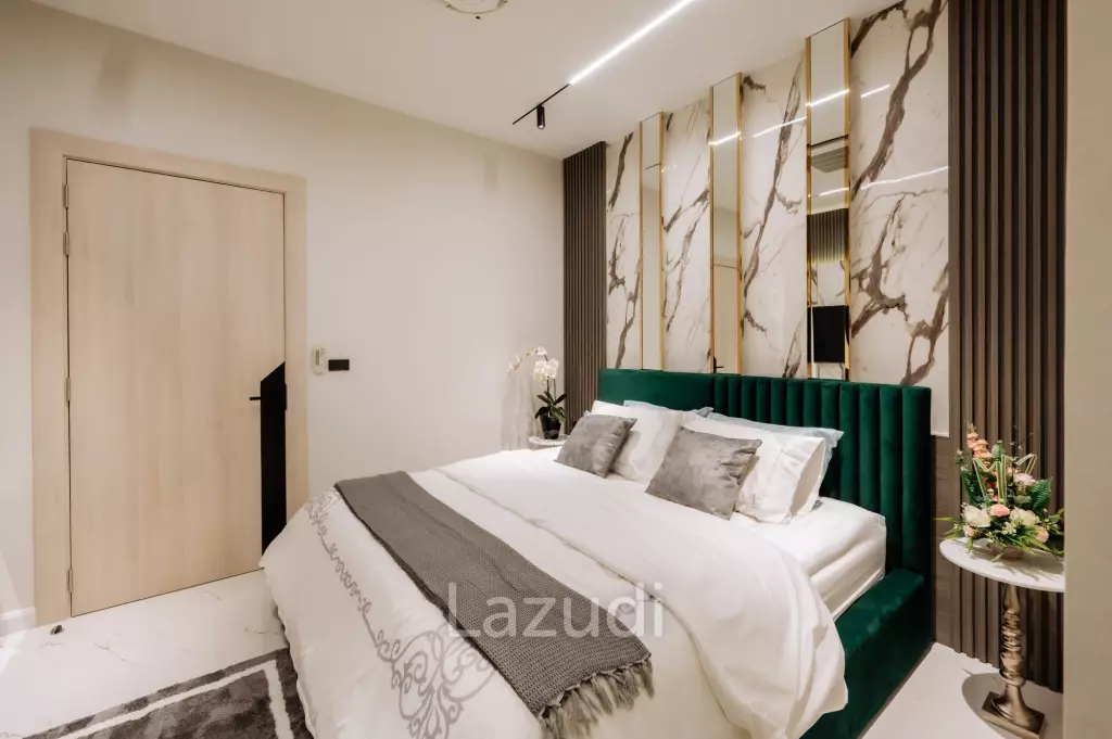 6 Bed 11 Bath 1,093 SQ.M Villa in Jomtien