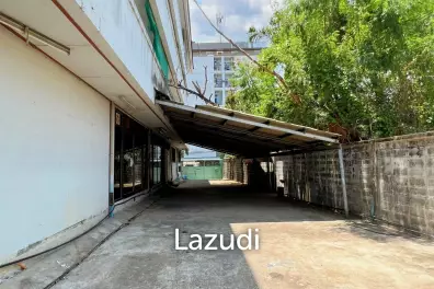 Commercial building for sale/rent in Bangna