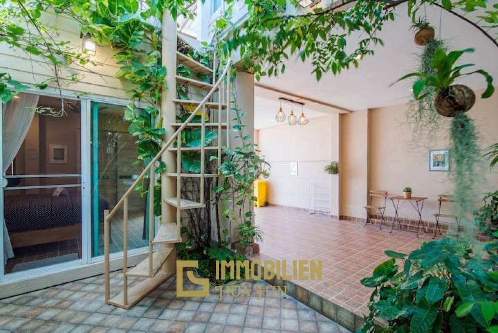 4 Bedroom Townhouse In Central Hua Hin Soi 94