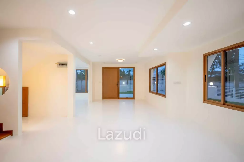 3 Beds 3 Baths 200 SQ.M. 2-Storey House