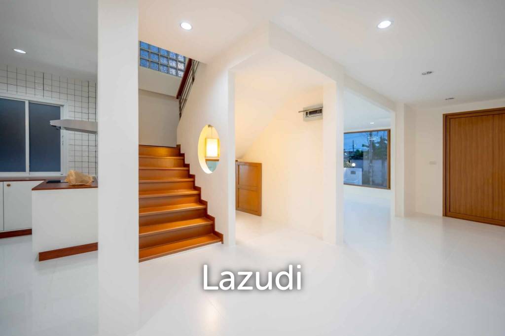 3 Beds 3 Baths 200 SQ.M. 2-Storey House
