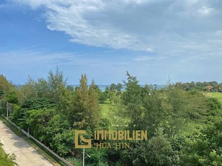 Autumn: 1-Schlafzimmer-Eigentumswohnung mit Golfplatzblick