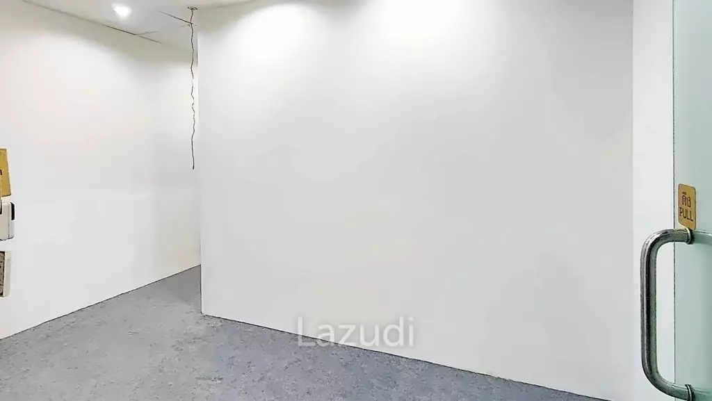 Office space for rent in Silom