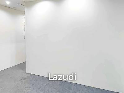 Office space for rent in Silom