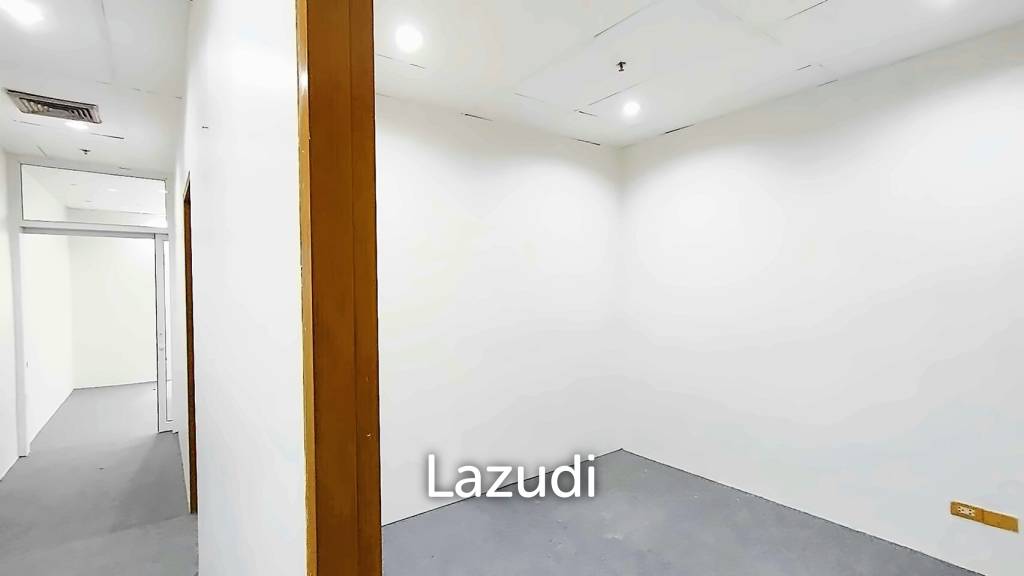 Office space for rent in Silom